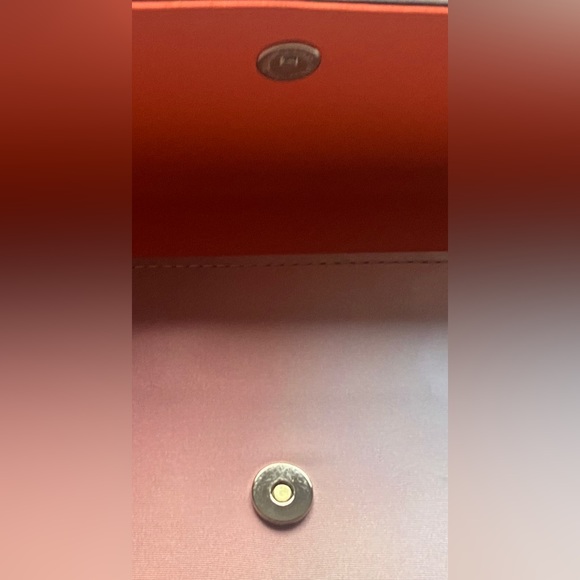 JUICY COUTURE Palm Tree Clutch, Tropical, Redish-Orangey Pink, 10” x 5”, NEW - Picture 10 of 12